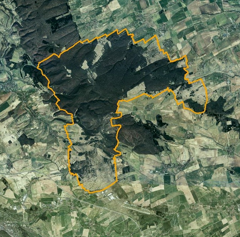Lage des Nationalparks Hainich inmitten einer agrarisch geprägten Kulturlandschaft ... Lage des Nationalparks Hainich inmitten einer agrarisch geprägten Kulturlandschaft ...
